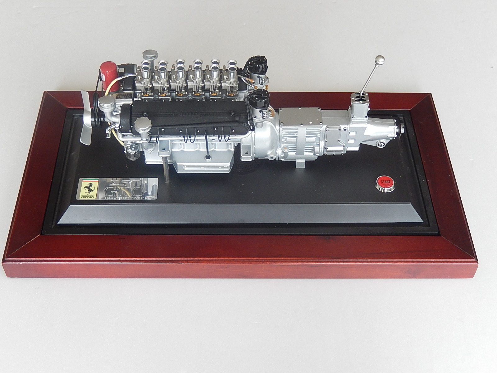 GMP : Ferrari 250 GTO engine 1/6 scale --> SOLD
